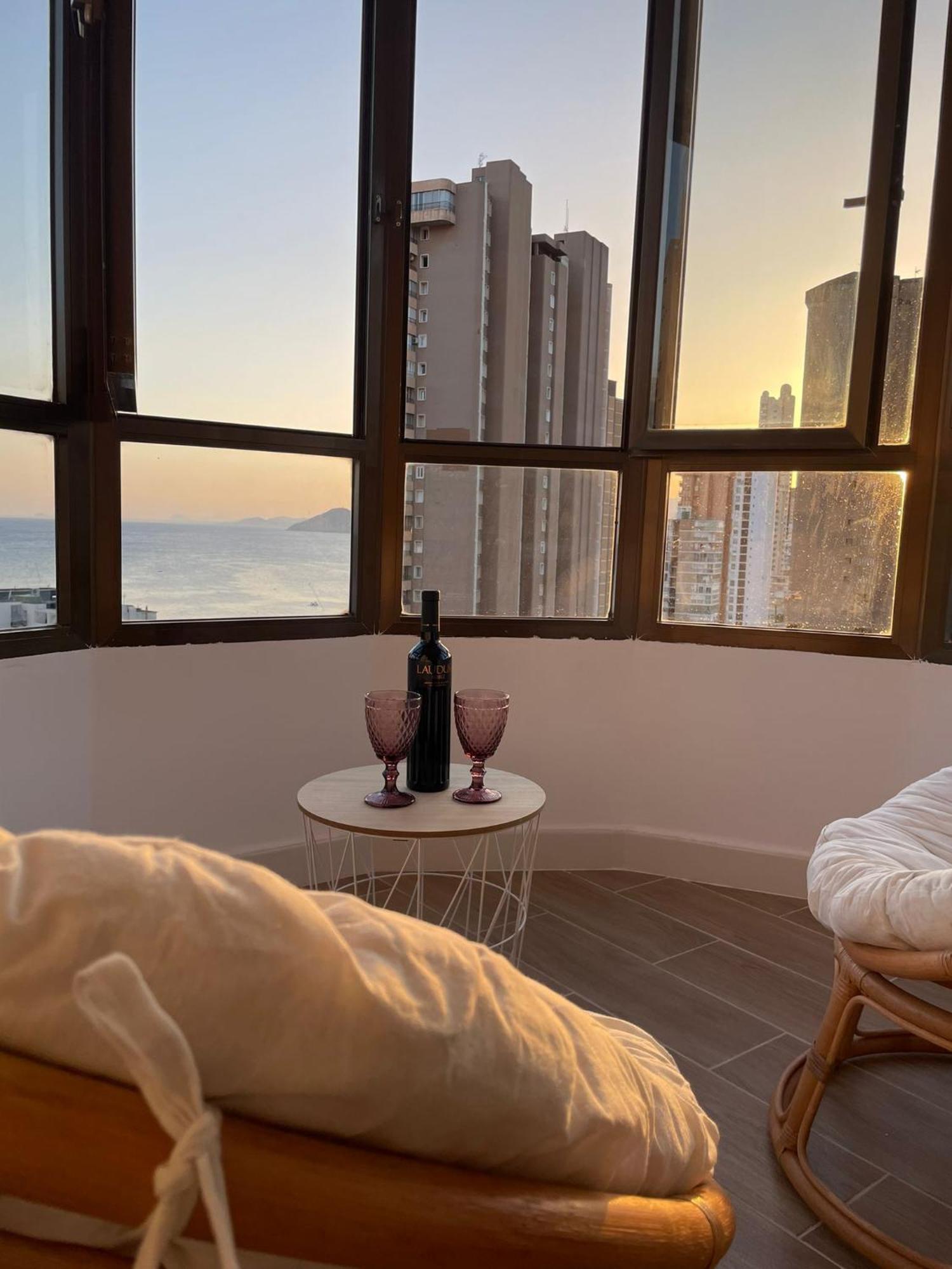 Suite Panoramic Μπένιντορμ Εξωτερικό φωτογραφία
