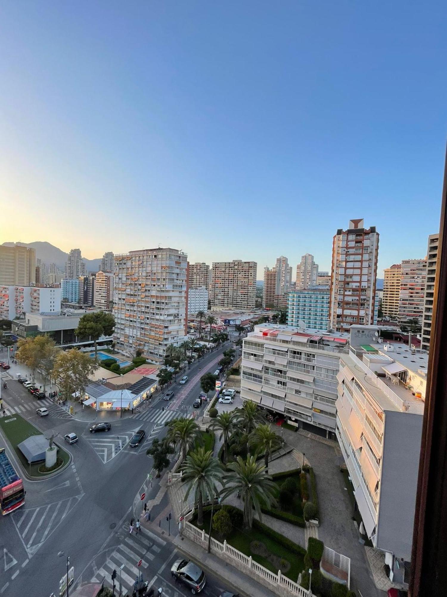 Suite Panoramic Μπένιντορμ Εξωτερικό φωτογραφία