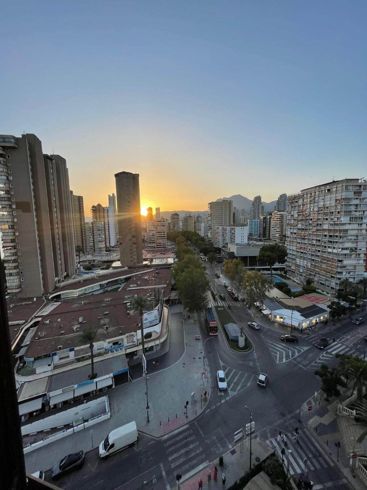 Suite Panoramic Μπένιντορμ Εξωτερικό φωτογραφία